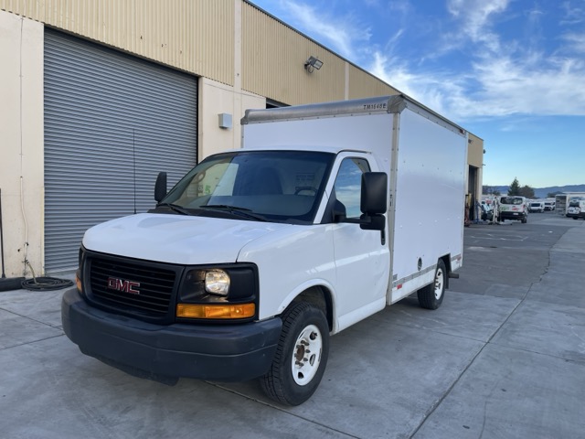 Used 2013 10 ' Box Truck for sale
