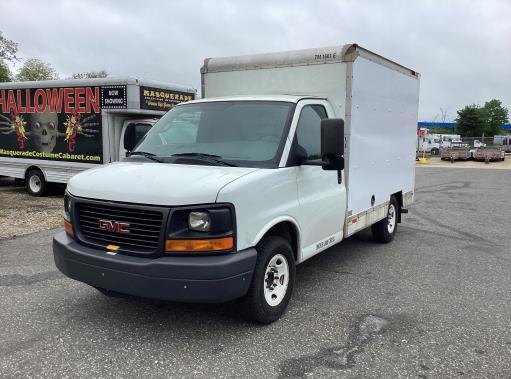 Used 2013 10 ' Box Truck for sale