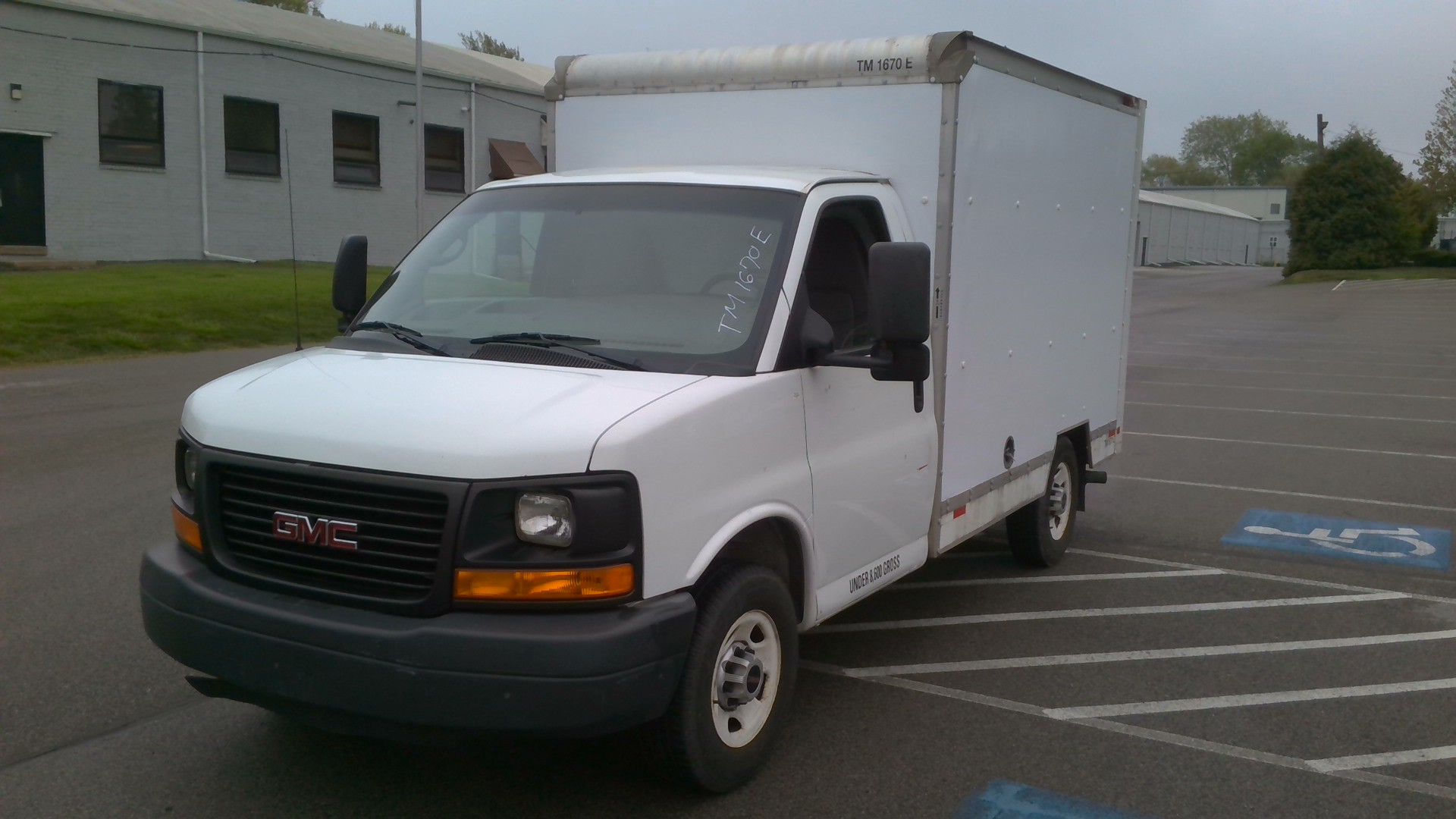 Used 2013 10 ' Box Truck for sale
