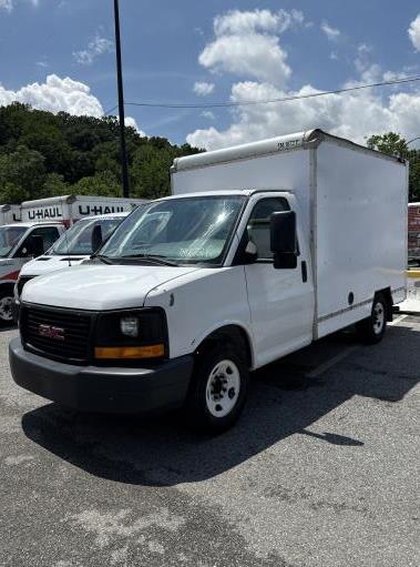 Used 2012 10 ' Box Truck for sale