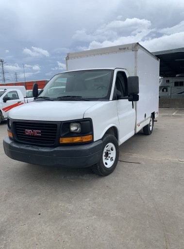 Used 2013 10 ' Box Truck for sale