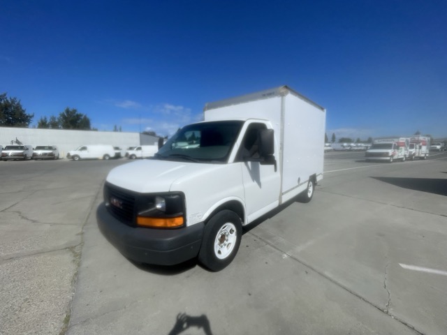 Used 2013 10 ' Box Truck for sale