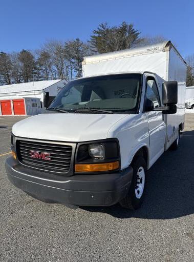 Used 2013 10 ' Box Truck for sale