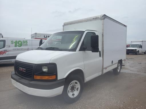 Used 2013 10 ' Box Truck for sale