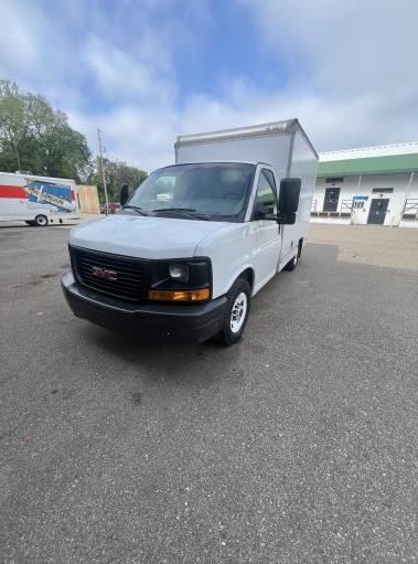 Used 2012 10 ' Box Truck for sale