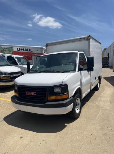 Used 2013 10 ' Box Truck for sale