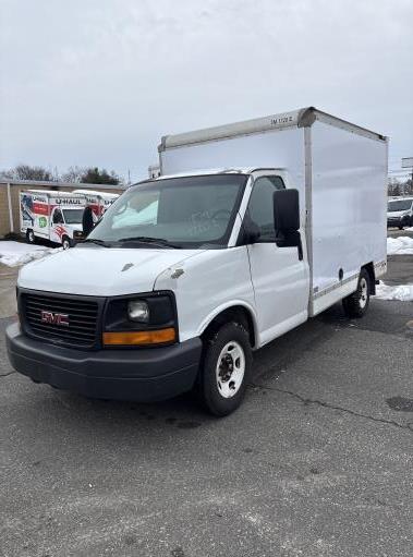 Used 2013 10 ' Box Truck for sale