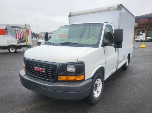 Used 2012 10 ' Box Truck for sale