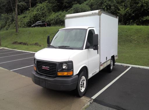 Used 2013 10 ' Box Truck for sale