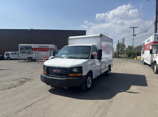 Used 2011 10 ' Box Truck for sale