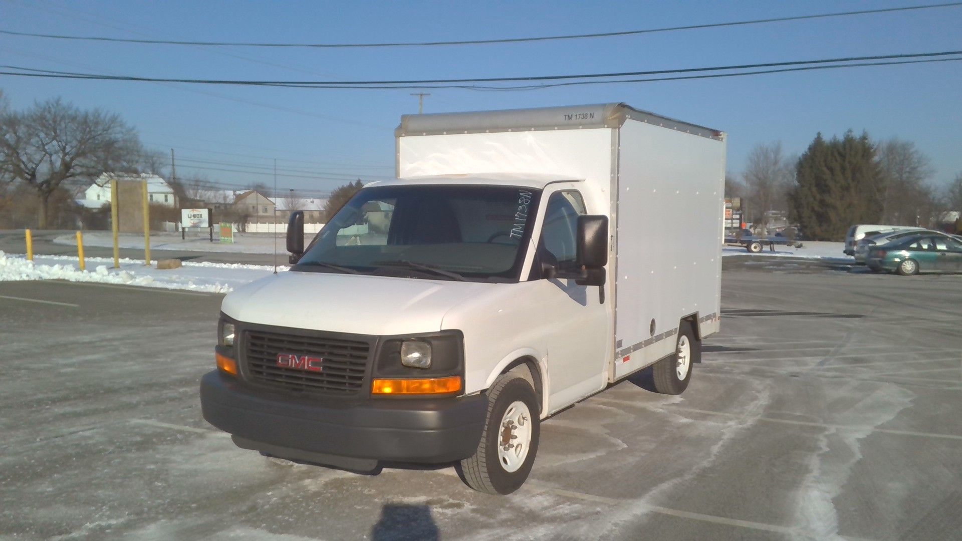 Used 2011 10 ' Box Truck for sale