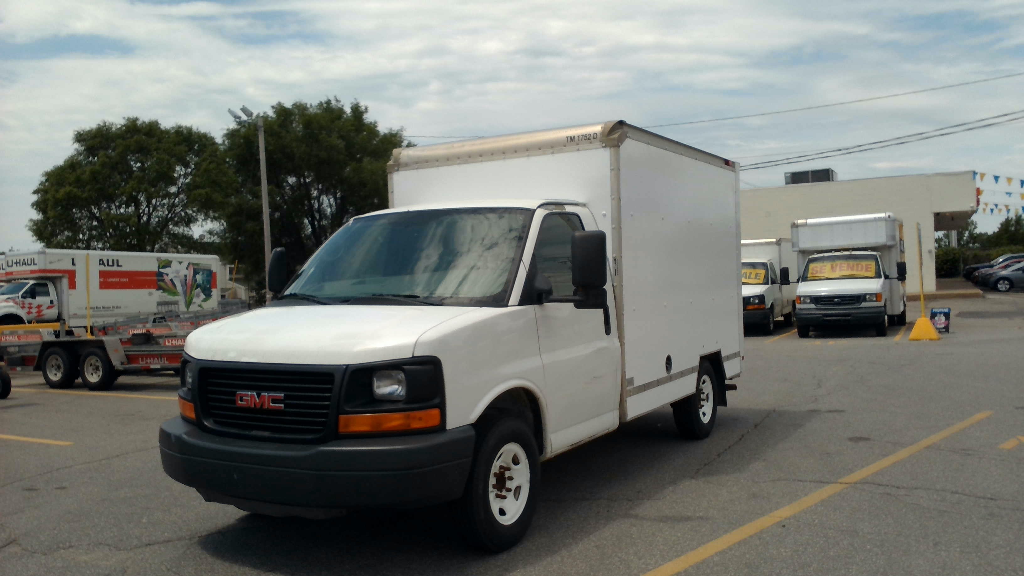 U-Haul: Box Trucks for Sale in Manchester, NH at U-Haul Moving ...