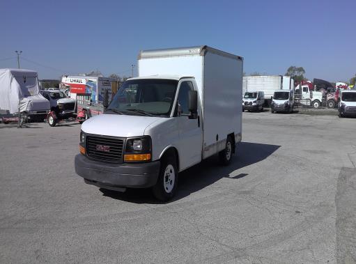 Used 2013 10 ' Box Truck for sale