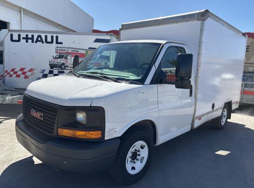 Used 2013 10 ' Box Truck for sale