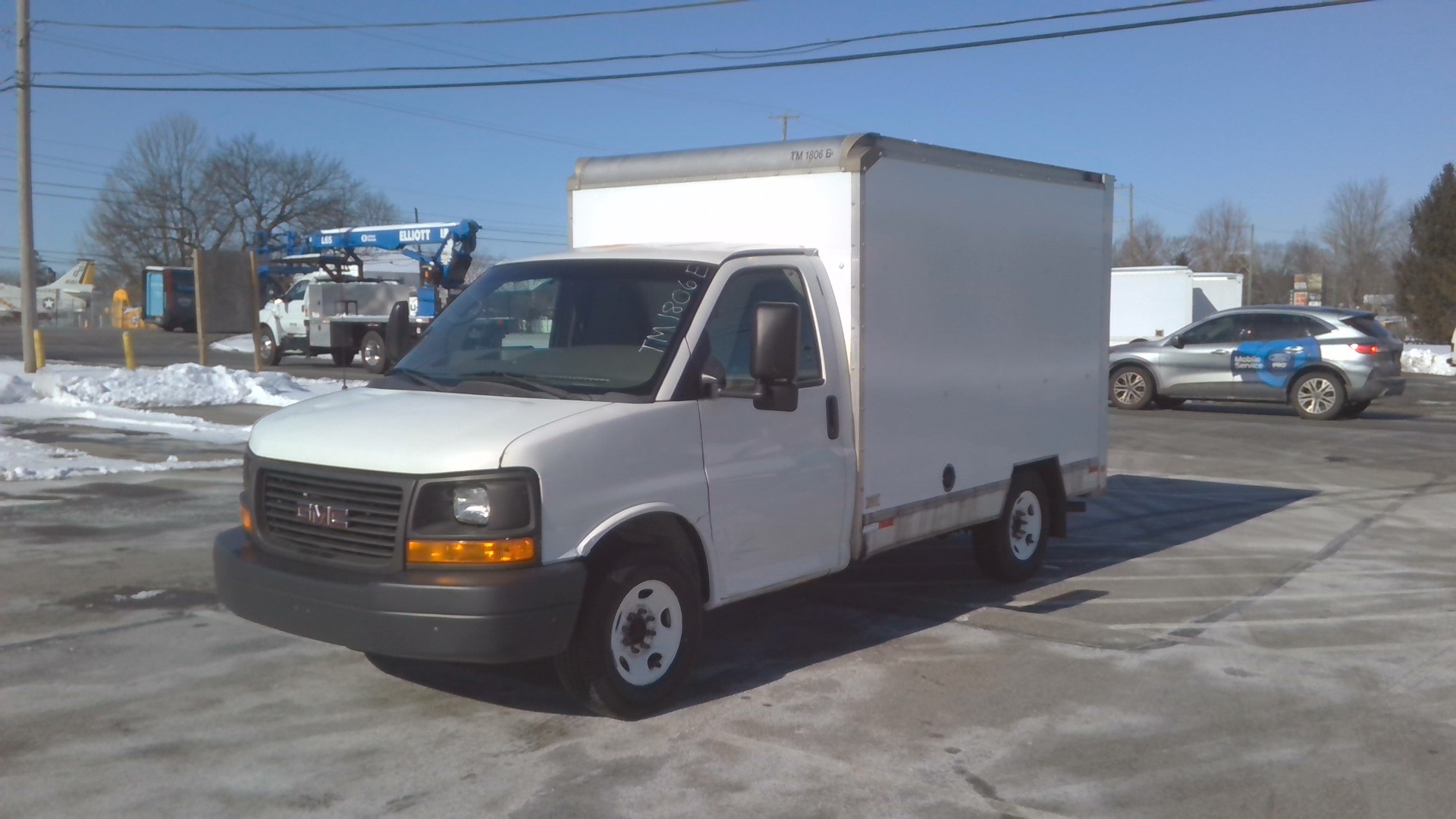 Used 2013 10 ' Box Truck for sale