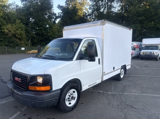 Used 2011 10 ' Box Truck for sale