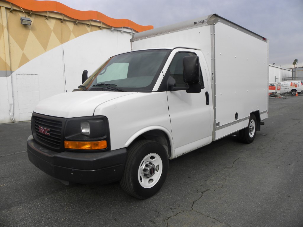 2010 10' Box Truck for Sale in City Of Industry, CA 91744 UHaul