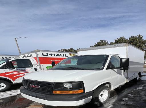 Used 2011 10 ' Box Truck for sale