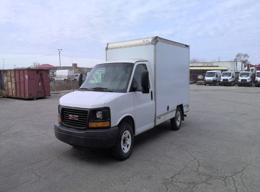 Used 2013 10 ' Box Truck for sale