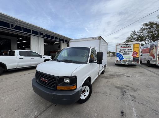 Used 2012 10 ' Box Truck for sale