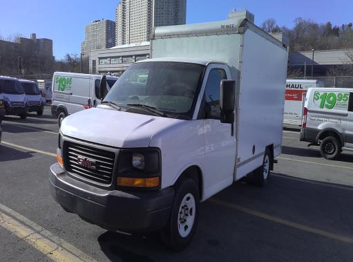 Used 2013 10 ' Box Truck for sale