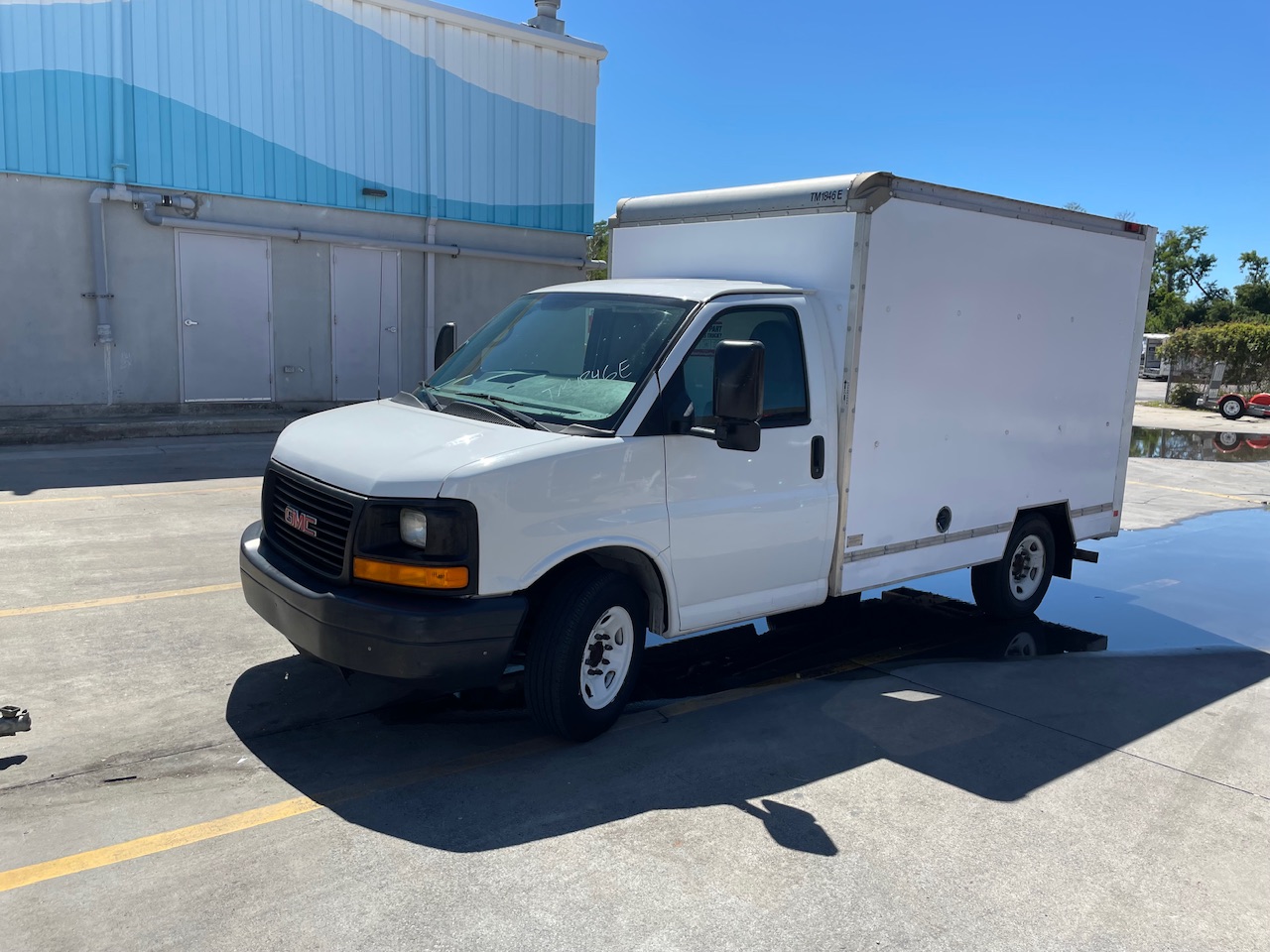 Used 2013 10 ' Box Truck for sale