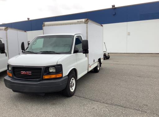 Used 2013 10 ' Box Truck for sale