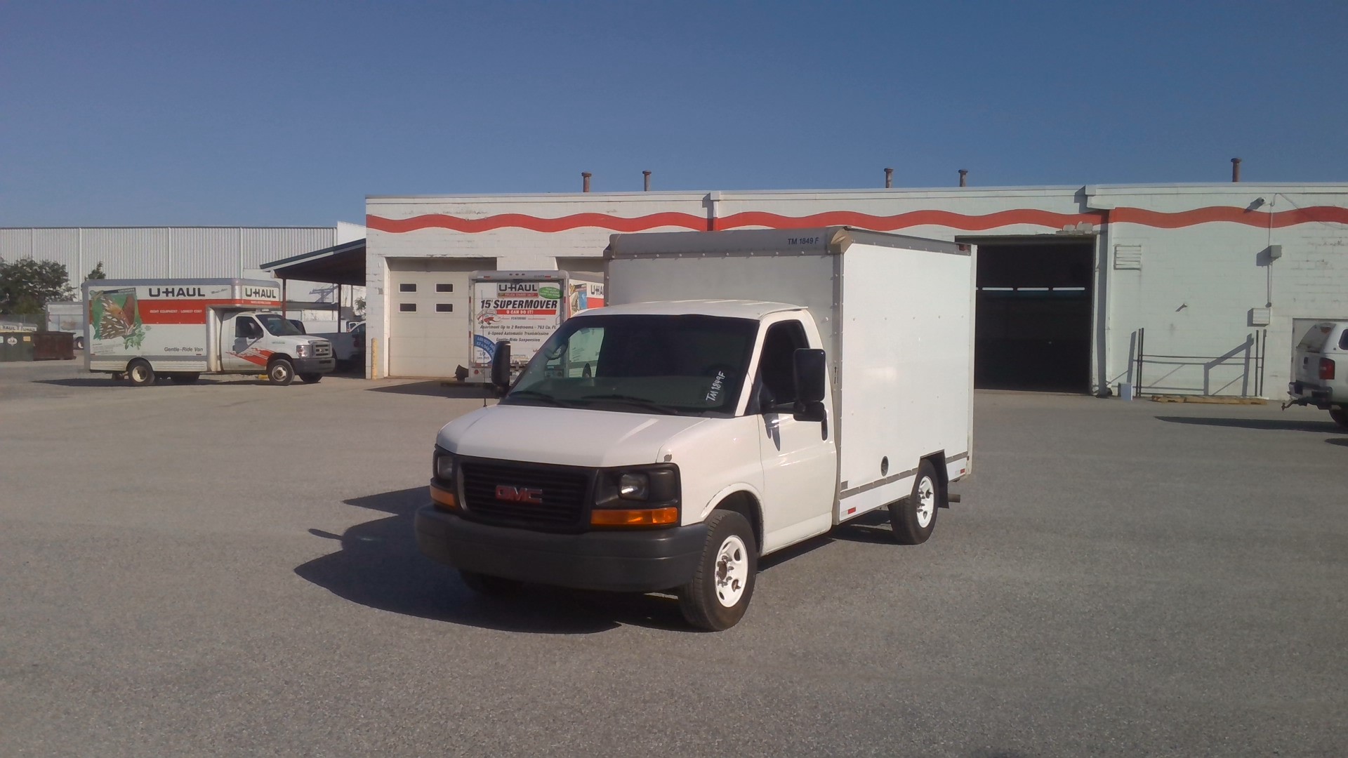 Camión con caja de 10 ft 2012 a la venta en Reading, PA 19601 | U-Haul  Truck Sales