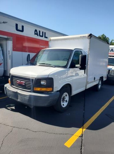 Used 2013 10 ' Box Truck for sale