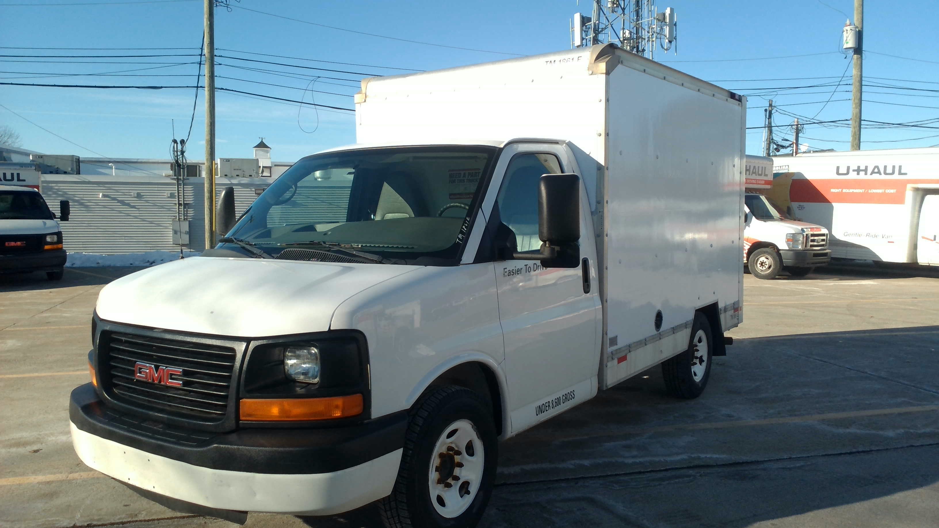 Used 2013 10 ' Box Truck for sale