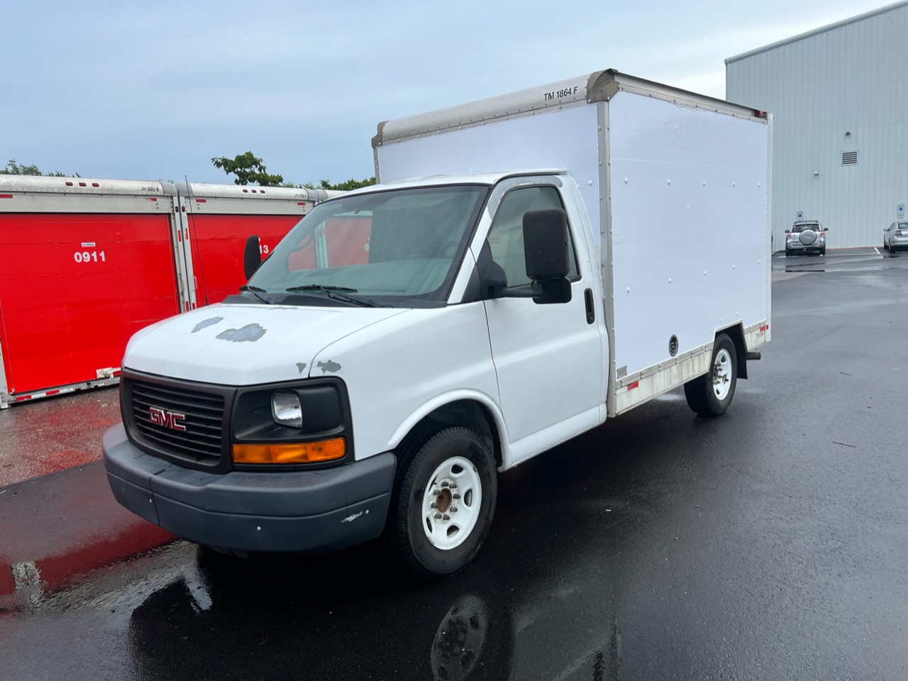 Used 2012 10 ' Box Truck for sale