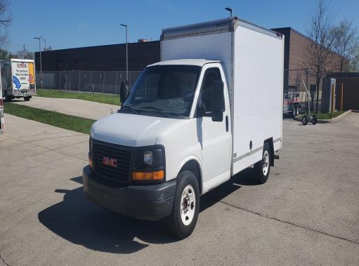Used 2013 10 ' Box Truck for sale