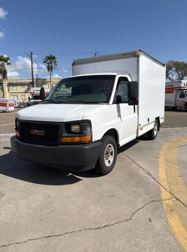 Used 2013 10 ' Box Truck for sale