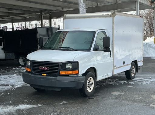 Used 2013 10 ' Box Truck for sale