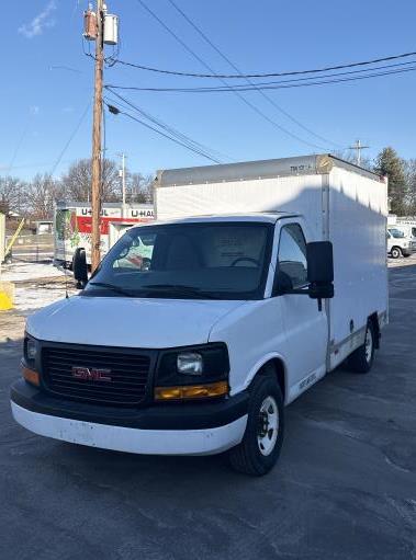 Used 2013 10 ' Box Truck for sale