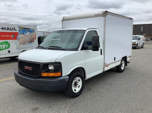 Used 2013 10 ' Box Truck for sale