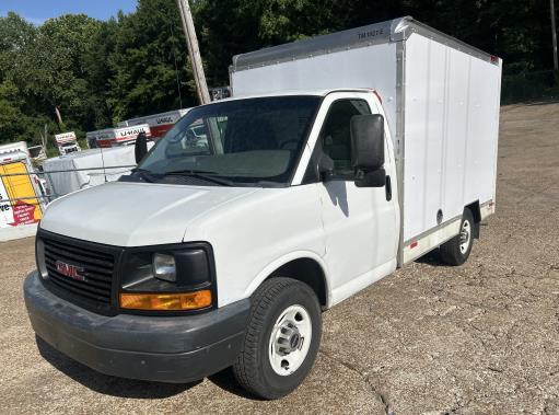 Used 2013 10 ' Box Truck for sale