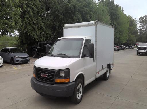 Used 2013 10 ' Box Truck for sale