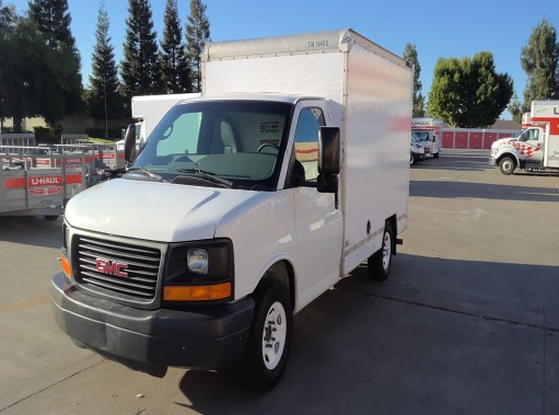 Used 2013 10 ' Box Truck for sale