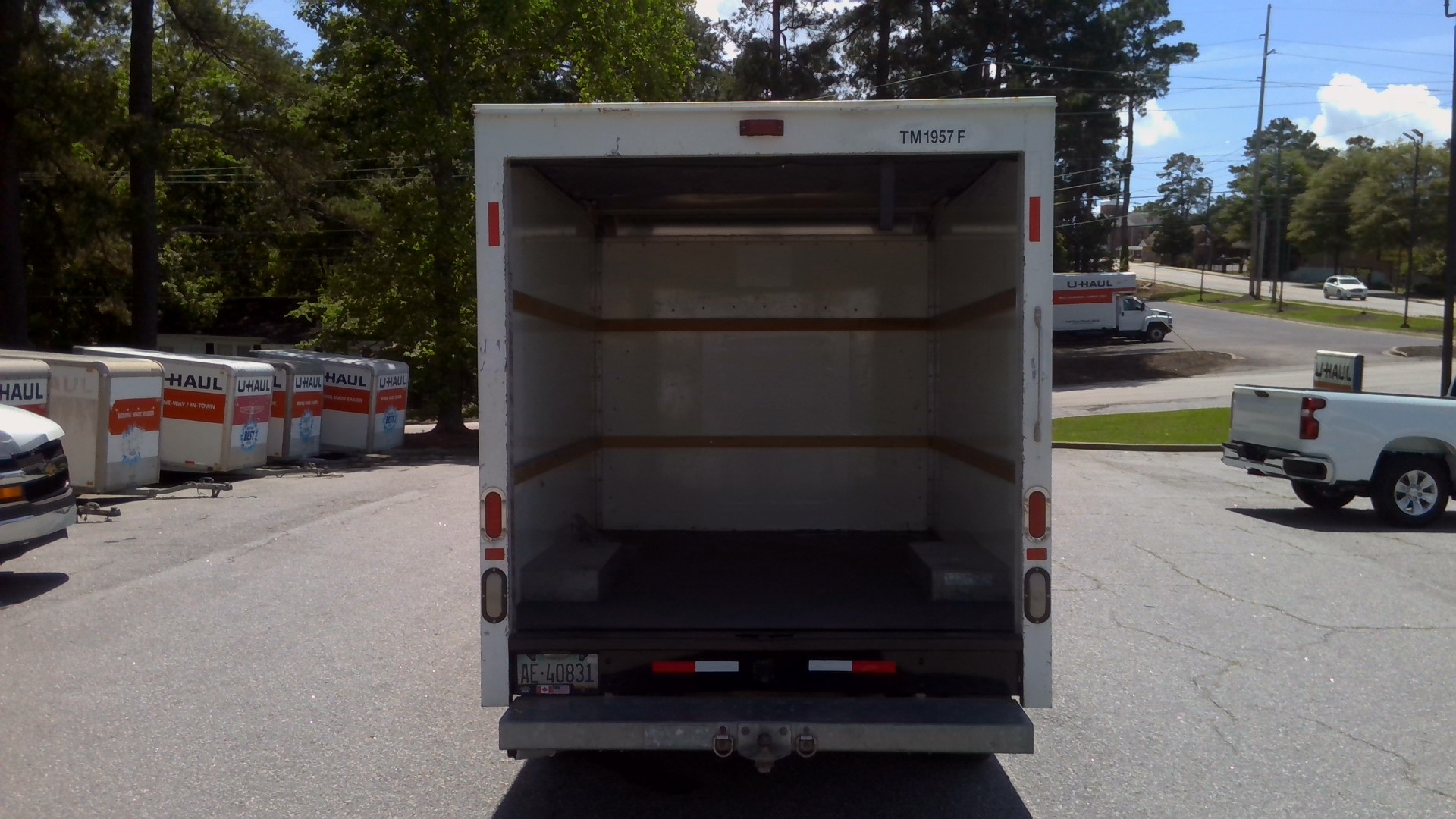 2012 10' Box Truck for Sale in Columbia, SC 29204 UHaul Truck Sales