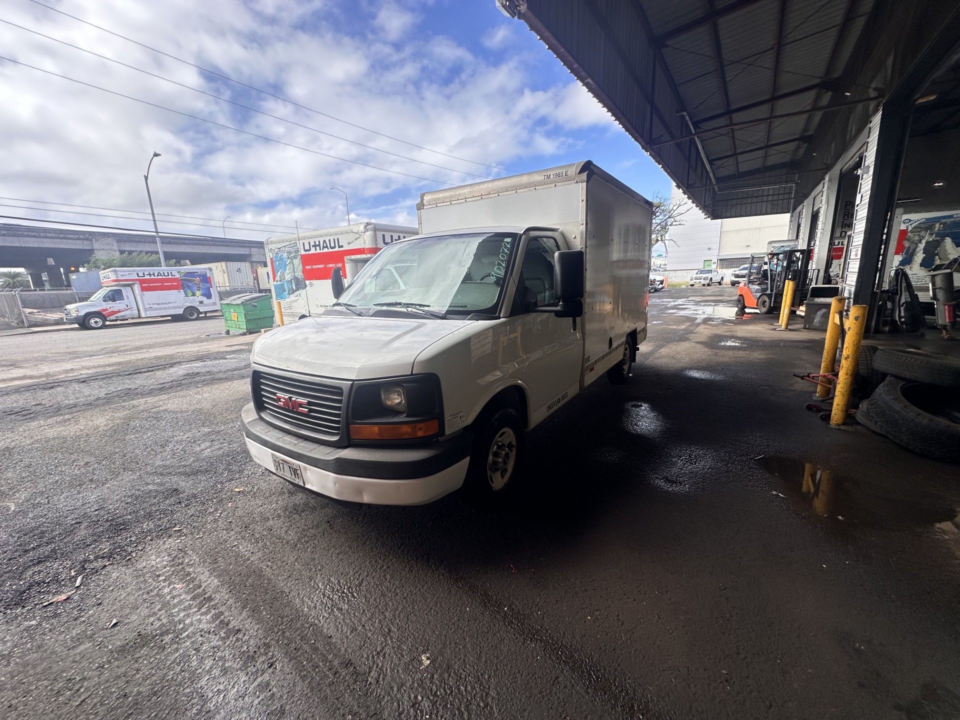 Used 2013 10 ' Box Truck for sale