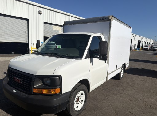 Used 2012 10 ' Box Truck for sale