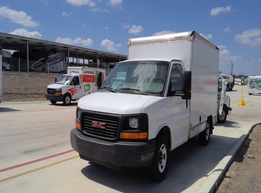 Used 2013 10 ' Box Truck for sale