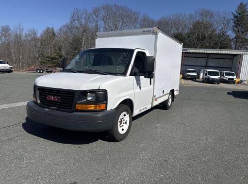 Used 2013 10 ' Box Truck for sale
