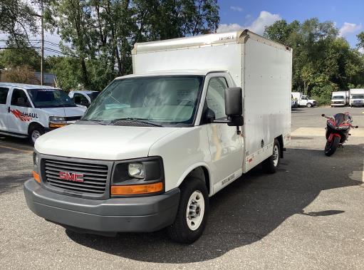 Used 2013 10 ' Box Truck for sale