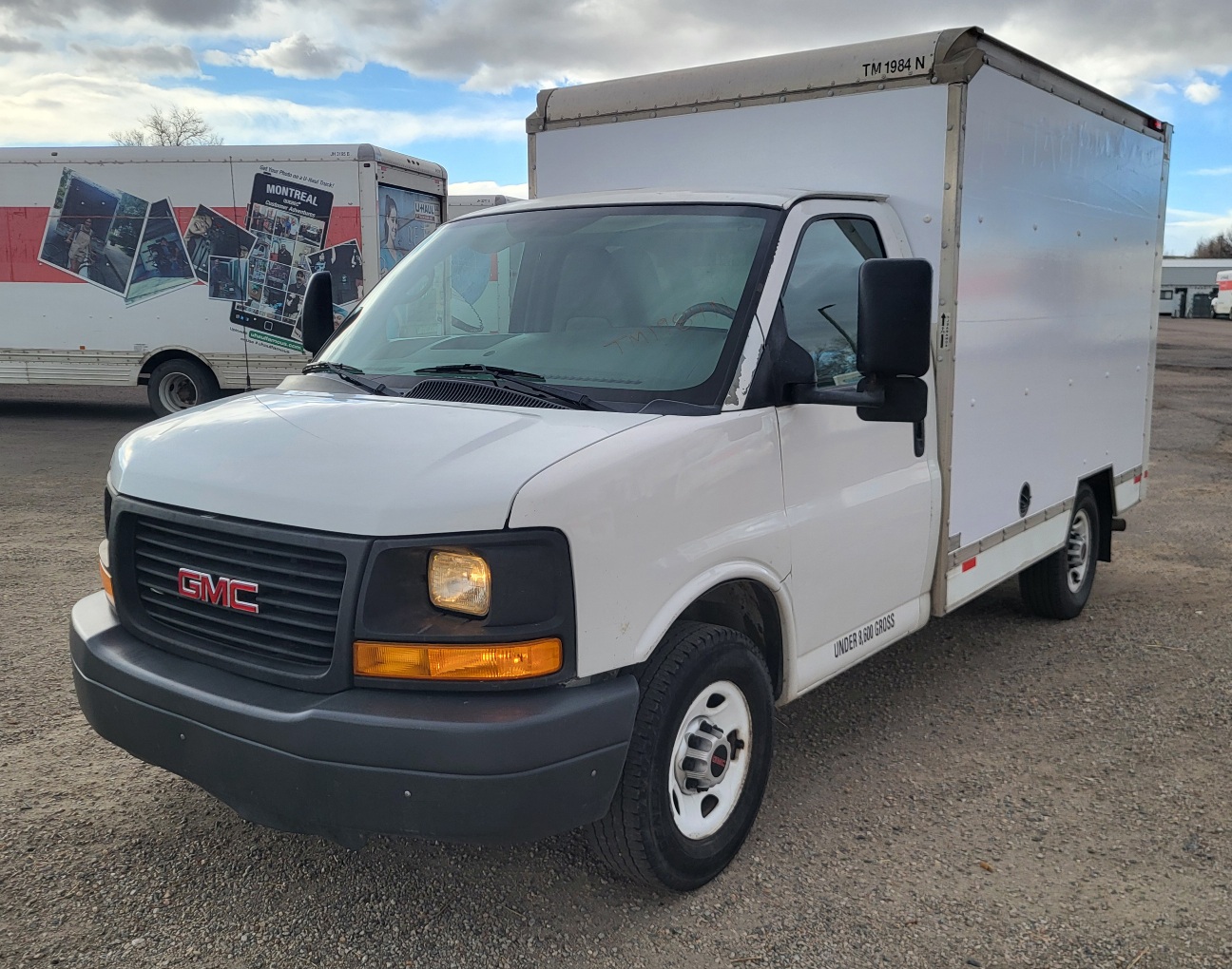 Used 2011 10 ' Box Truck for sale