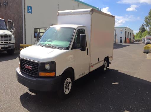 Used 2013 10 ' Box Truck for sale