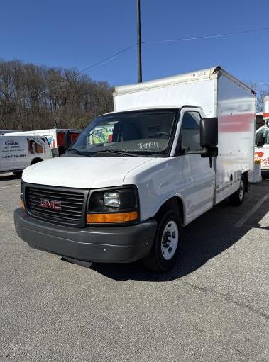 Used 2013 10 ' Box Truck for sale