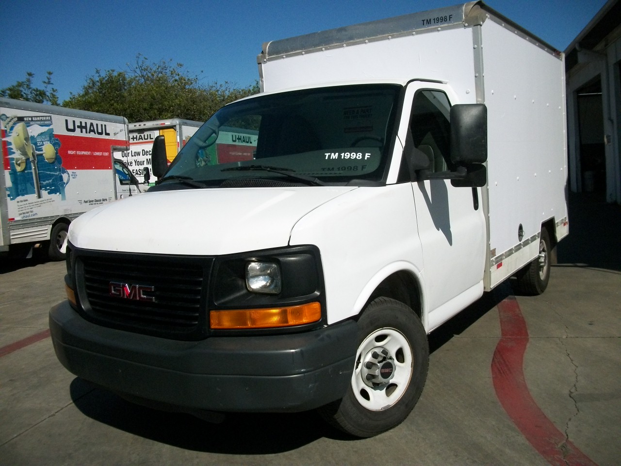 Used 2012 10 ' Box Truck for sale