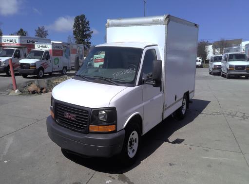 Used 2013 10 ' Box Truck for sale